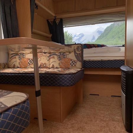 Revier Caravan-Ig Und Cool Hatzingen ภายนอก รูปภาพ
